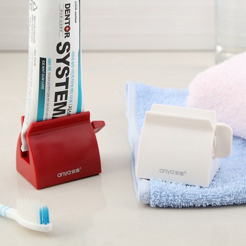 Easy Squeezy Toothpaste Tool